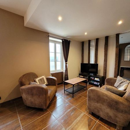 Les Bords De Loire Apartment Veuves Exterior photo